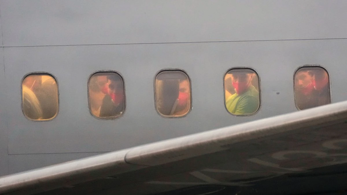 BW’de Sert Adım: Üç Kardeş Ülke Dışına Çıkarıldı, © Ariana Cubillos/AP/dpa BW’de Sert Adım: Üç Kardeş Ülke Dışına Çıkarıldı, © Ariana Cubillos/AP/dpa