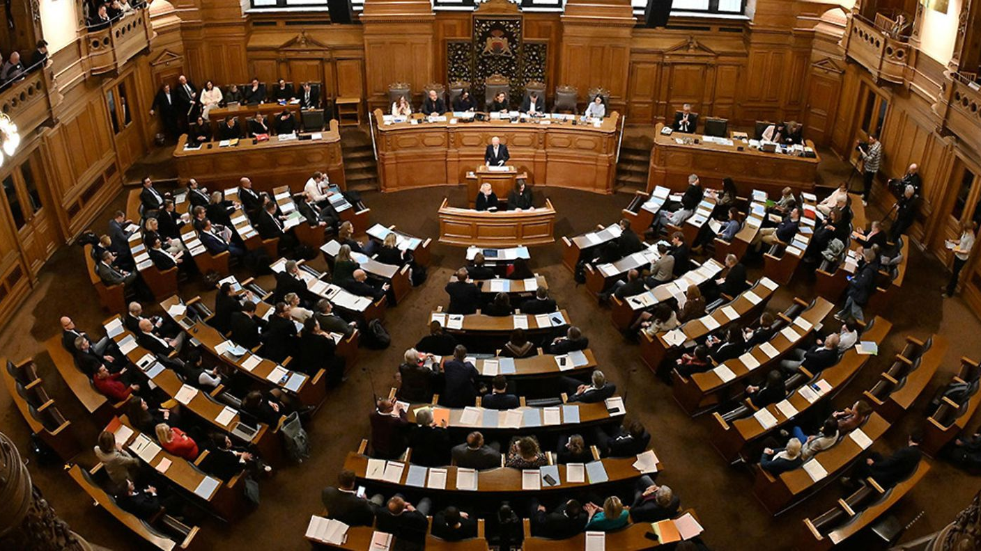 Hamburg Parlamentosu: “Her Feminizid Bir Fazladır” – Kadınlara Yönelik Şiddete Karşı Yeni Adımlar, © hamburgische-buergerschaft.de