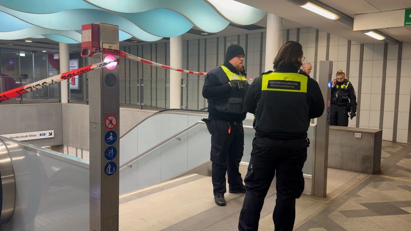 Hamburg’da U-Bahn Faciası Sonrası Siyasi Tartışma!, © Fabian Höfig/NEWS5/dpa Hamburg’da U-Bahn Faciası Sonrası Siyasi Tartışma!, © Fabian Höfig/NEWS5/dpa