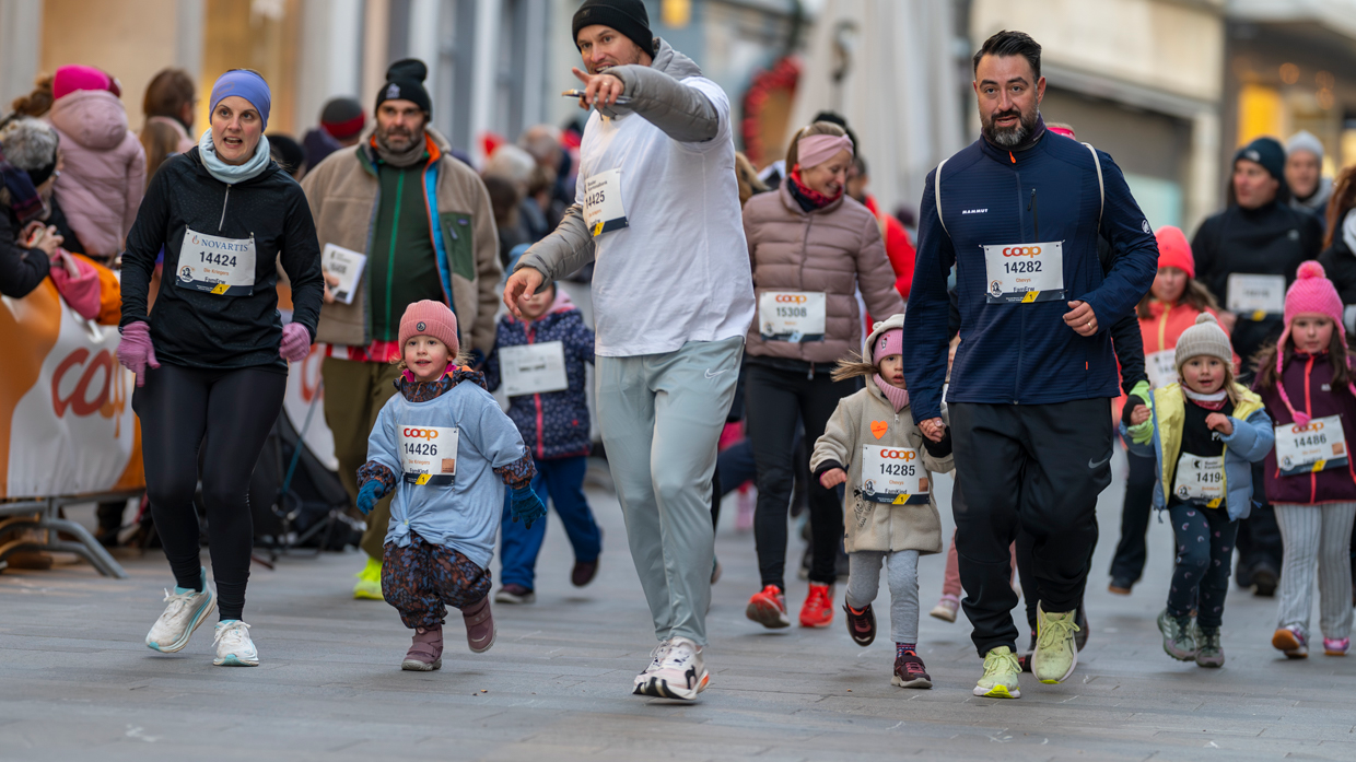 42. Basler Stadtlauf mit historischer Ausgabe  , © Arpad Anderegg