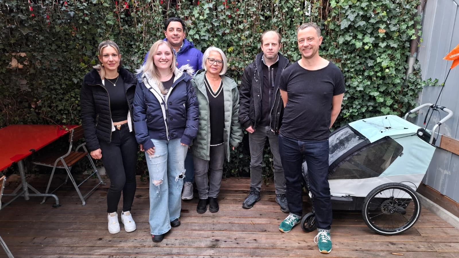 © Andrina Stuber, Selina Salomon, Patrick Portmann, Nella Marin, Andreas Bosshard, Bernhard Gut (v.l.n.r.), Bild: Radio Munot © Andrina Stuber, Selina Salomon, Patrick Portmann, Nella Marin, Andreas Bosshard, Bernhard Gut (v.l.n.r.), Bild: Radio Munot