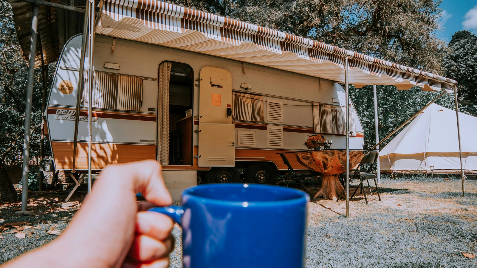 Camping ve Pfalz: Süregelen Bir Başarı Hikâyesi, © Matheus Bertelli Camping ve Pfalz: Süregelen Bir Başarı Hikâyesi, © Matheus Bertelli