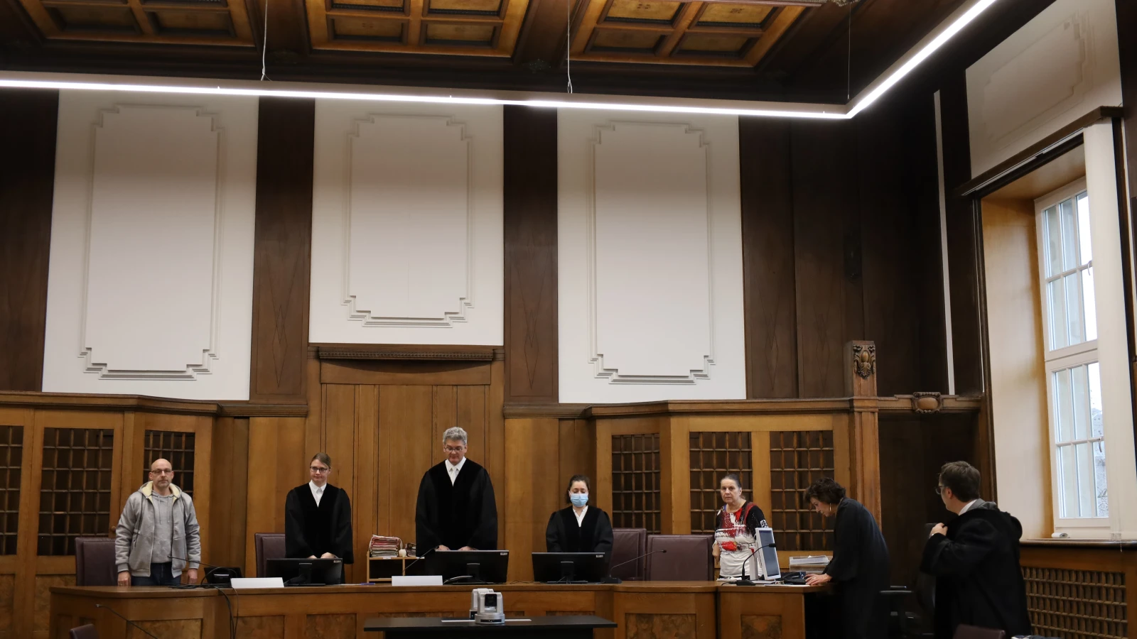 Hessen’de Savcılıklarda 108 Bin Açık Dava: Hukuk Sistemi Zorlanıyor, © shutterstock Hessen’de Savcılıklarda 108 Bin Açık Dava: Hukuk Sistemi Zorlanıyor, © shutterstock