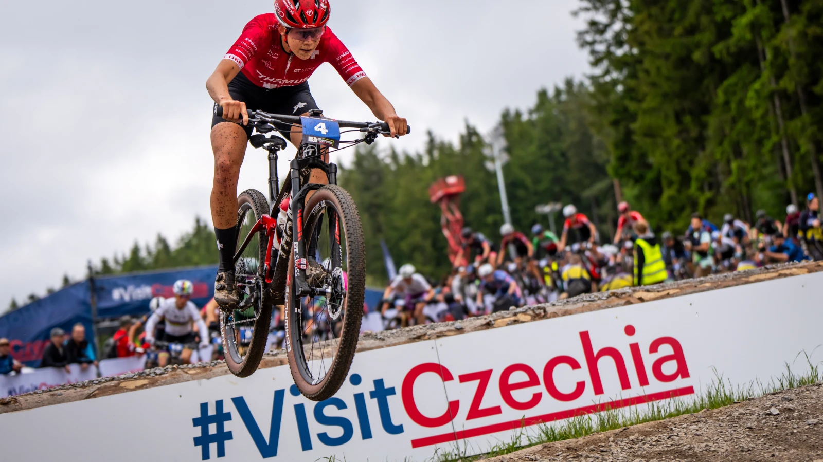 Alessandra Keller triumphiert im Short Race, © Keystone Alessandra Keller triumphiert im Short Race, © Keystone