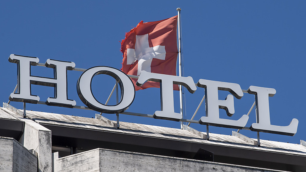 Schweizer Hotels mit mehr Gästen im November, © Keystone/SDA