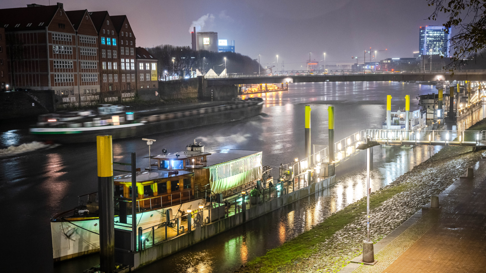 Bremen'de Sel Koruması: Güçlendirilmiş Setler, Daha Az Ağaç!, © dpa