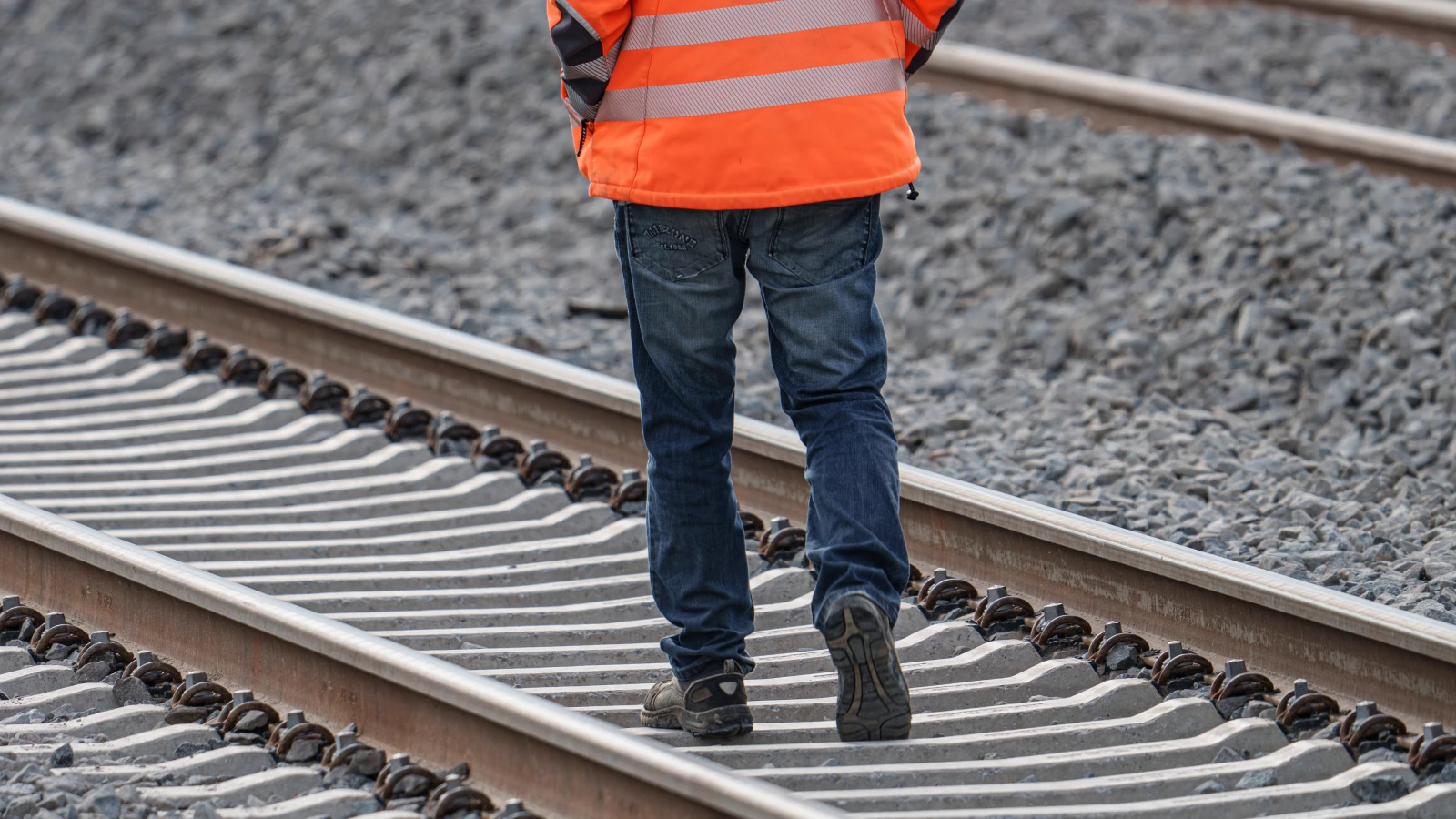 Riedbahn Yolu İçin Otobüs Alternatifi Yolculardan Tam Not Aldı, © dpa Riedbahn Yolu İçin Otobüs Alternatifi Yolculardan Tam Not Aldı, © dpa