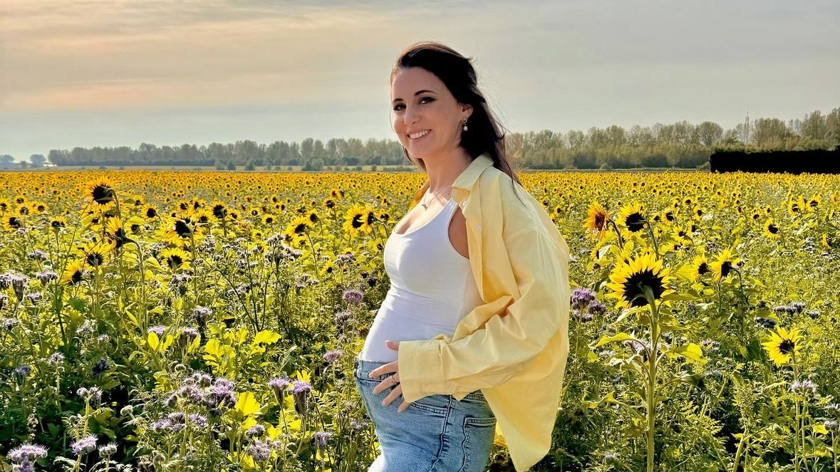 Ünlü Şarkıcı Karsu'dan Sevindiren Haber, © Karsu/instagram