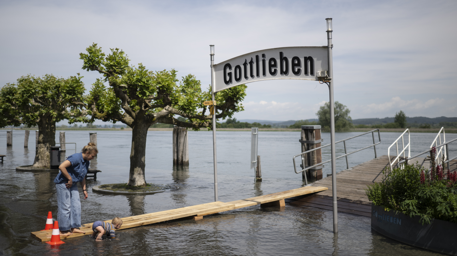 Der Bodenseepegel steigt und steigt, © Keystone / Gian Ehrenzeller