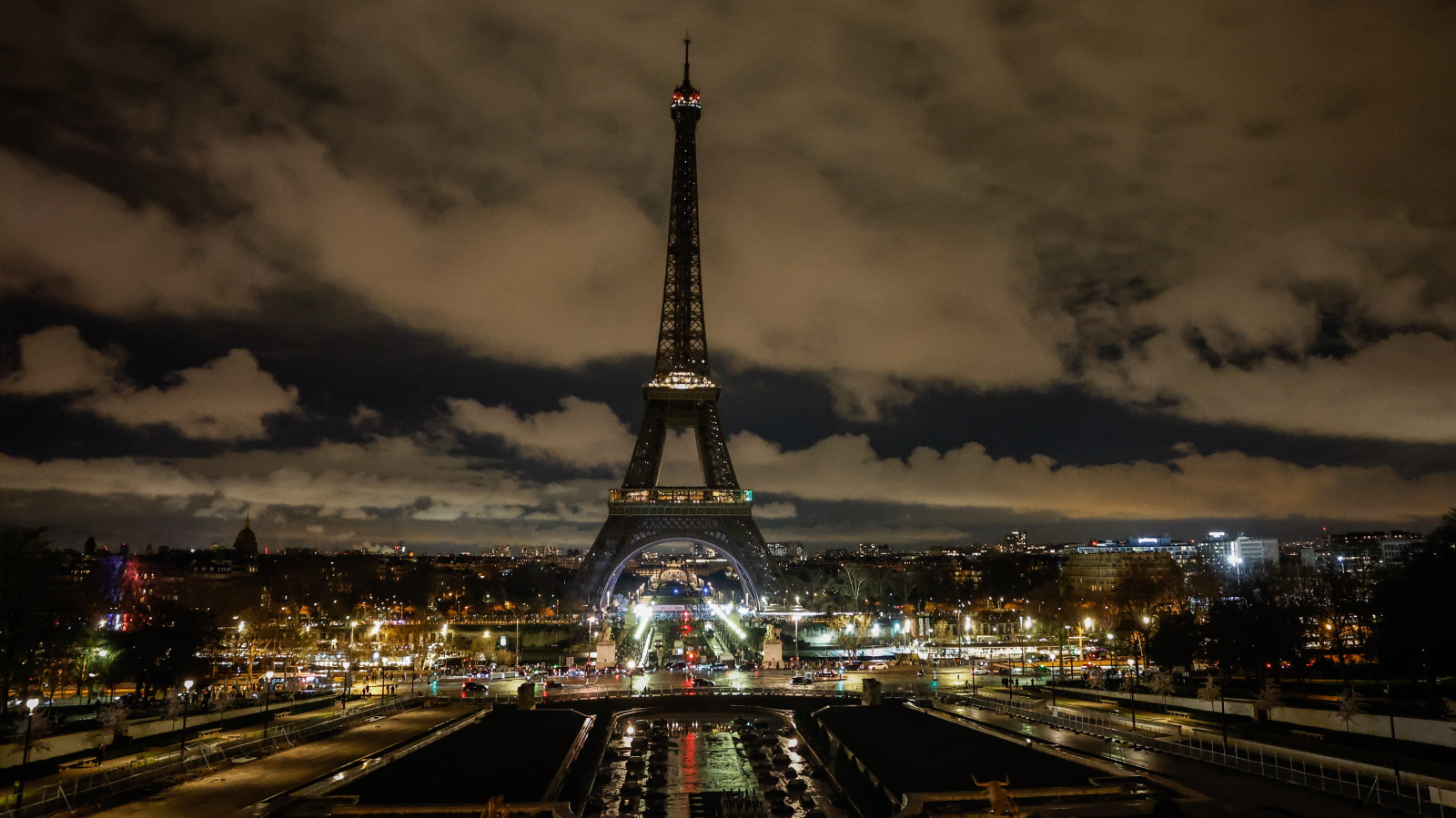 Lichterlöschen an der gestrigen Earth Hour, © Keystone / EPA / Mohammed Badra
