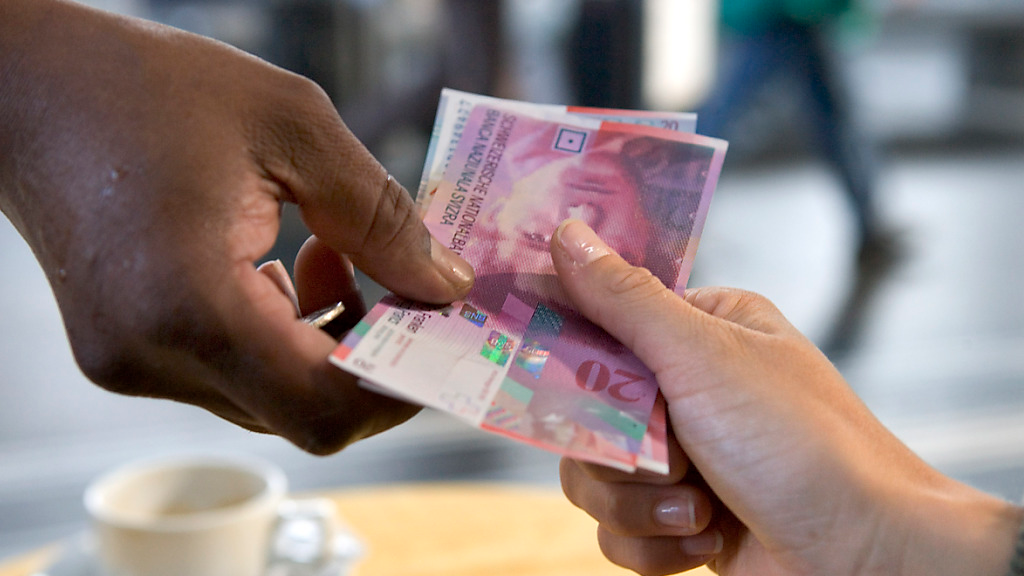 Bargeldzahlungen verursachen laut Studie die höchsten Kosten, © Keystone / SDA / Symbolbild