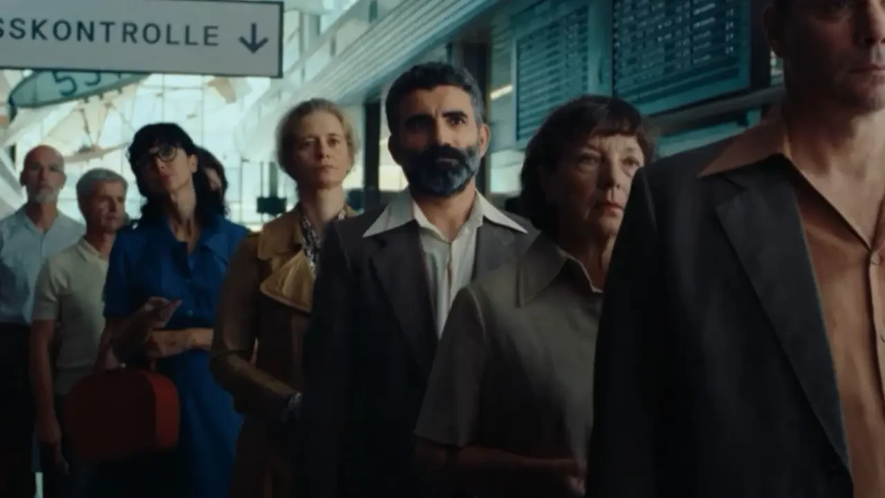 Aldi’den Türkiye’ye Çikolata Götürme Alışkanlığı Üzerine Reklam!, © youtube Aldi’den Türkiye’ye Çikolata Götürme Alışkanlığı Üzerine Reklam!, © youtube