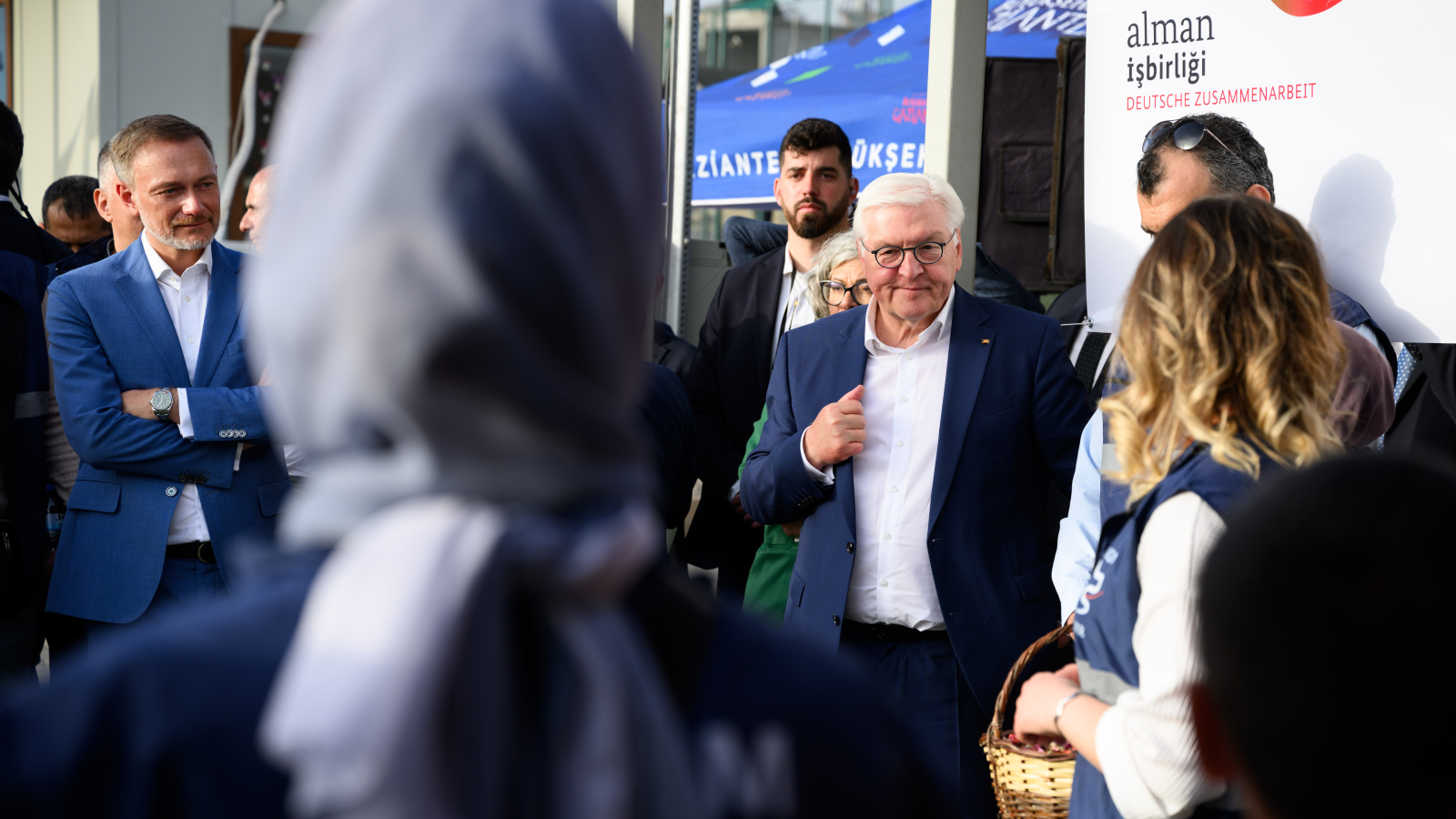 Cumhurbaşkanı Steinmeier Gaziantep’de Deprem Bölgesini Ziyaret Etti! , © dpa