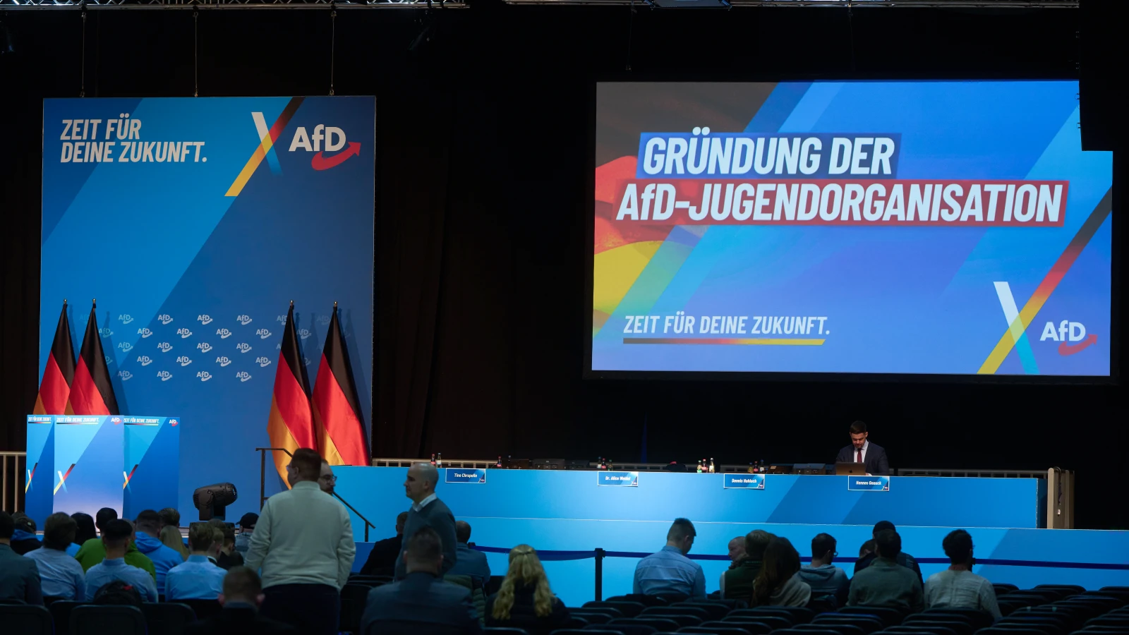 AfD’de Skandal Konuşma: Hitler Üslubundaki Performans Sonrası Eichwald’ın Partiden Atılması Gündemde, © Thomas Frey/dpa AfD’de Skandal Konuşma: Hitler Üslubundaki Performans Sonrası Eichwald’ın Partiden Atılması Gündemde, © Thomas Frey/dpa