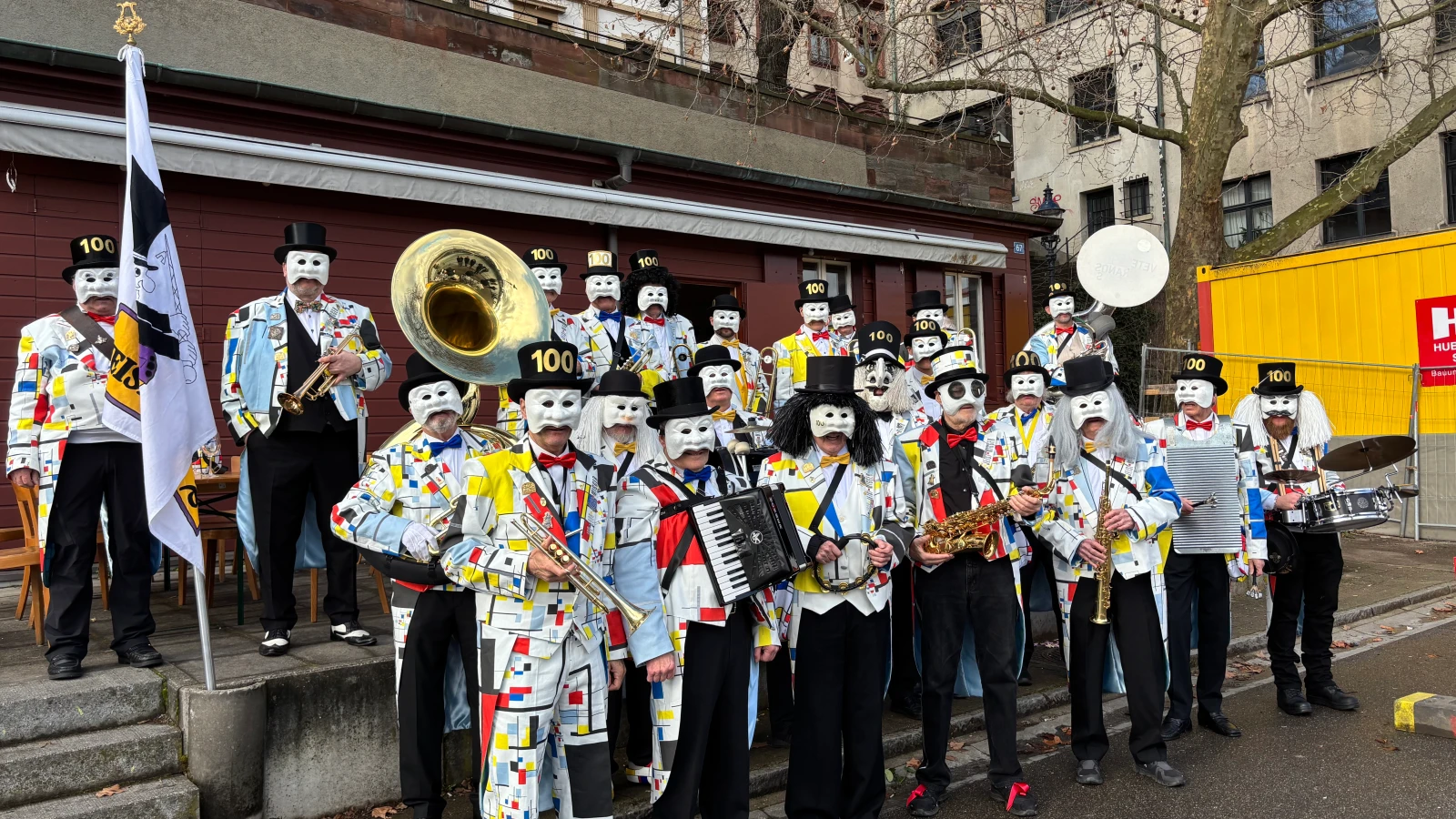 100 Jahre Jeisi-Migger: Ein Jahrhundert Basler Gugge-Gschicht
, © Radio Basilisk 100 Jahre Jeisi-Migger: Ein Jahrhundert Basler Gugge-Gschicht
, © Radio Basilisk