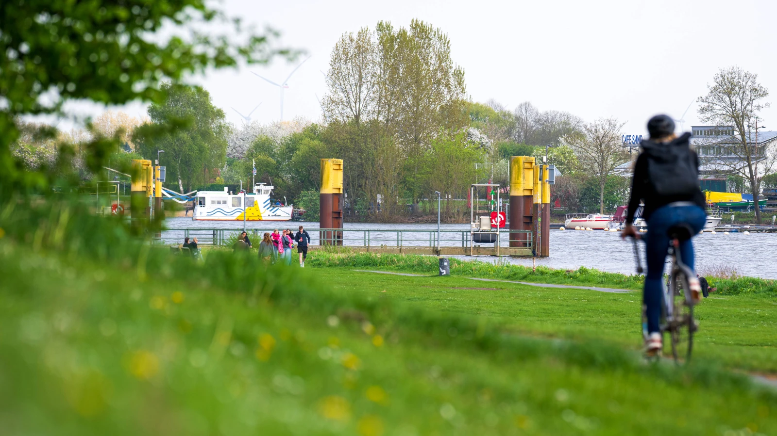Bremen Bisiklet Anketinde Zirveden Düştü: Frankfurt ve Hannover Öne Geçti, © dpa Bremen Bisiklet Anketinde Zirveden Düştü: Frankfurt ve Hannover Öne Geçti, © dpa