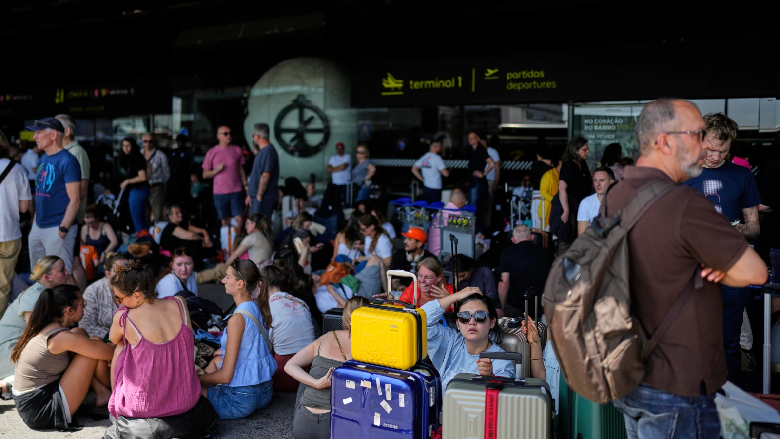 Avrupa'daki Elektrik Krizi Almanya'yı da Terletti, Ne Oldu?, © Armando Franca/AP/dpa Avrupa'daki Elektrik Krizi Almanya'yı da Terletti, Ne Oldu?, © Armando Franca/AP/dpa