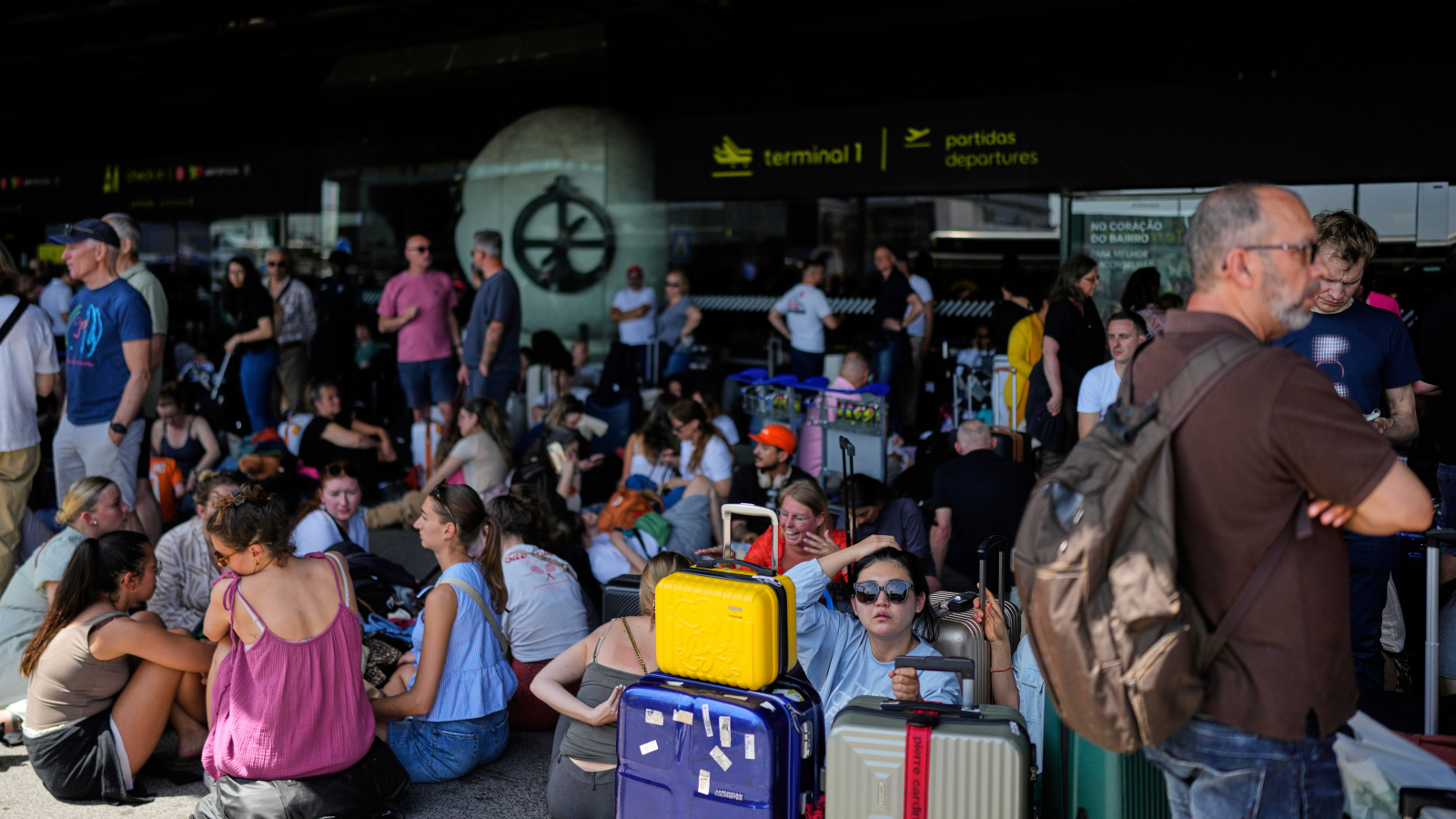 Avrupa'daki Elektrik Krizi Almanya'yı da Terletti, Ne Oldu?, © Armando Franca/AP/dpa