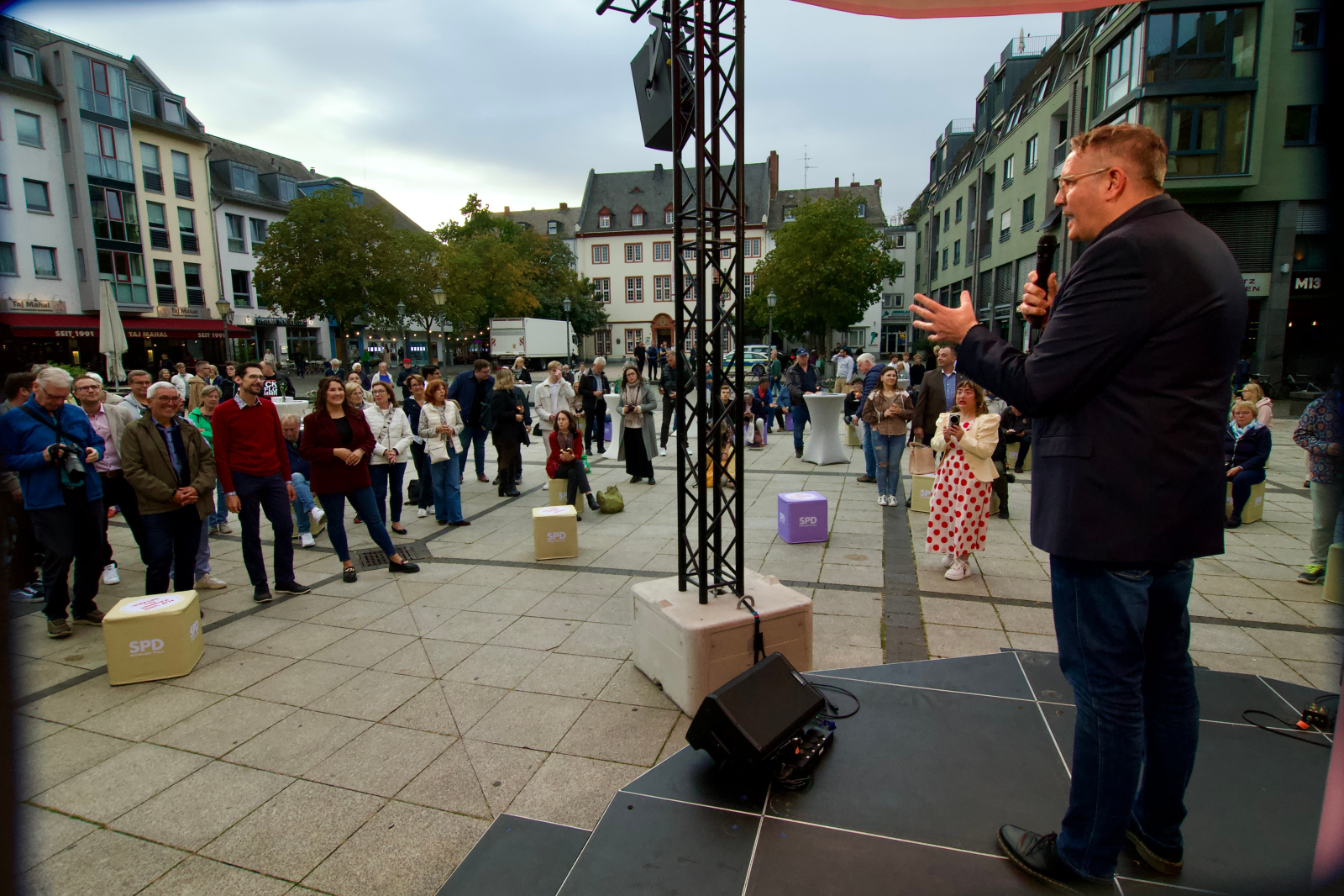 Rheinland-Pfalz seçiminde yarış başa baş: CDU yüzde 29, SPD yüzde 28, © shutterstock