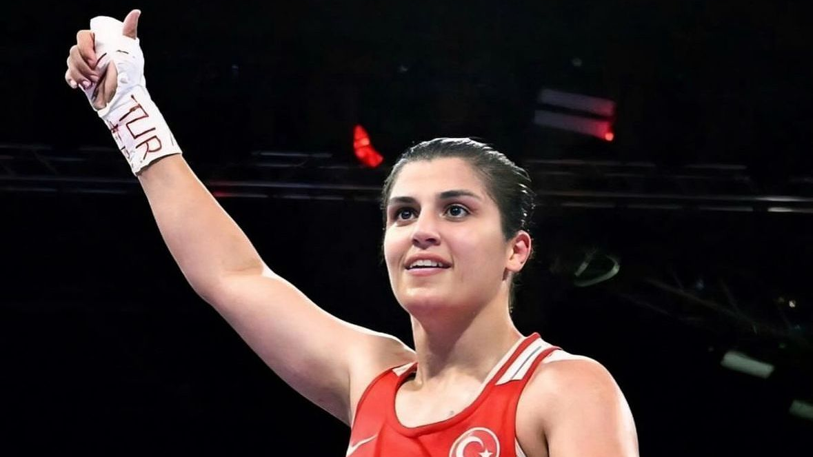 Filenin Sultanlarından Sonra Busenaz Sürmeneli de Paris 2024'te Çeyrek Finale Yükseldi!, © busenazsurmeneli/instagram