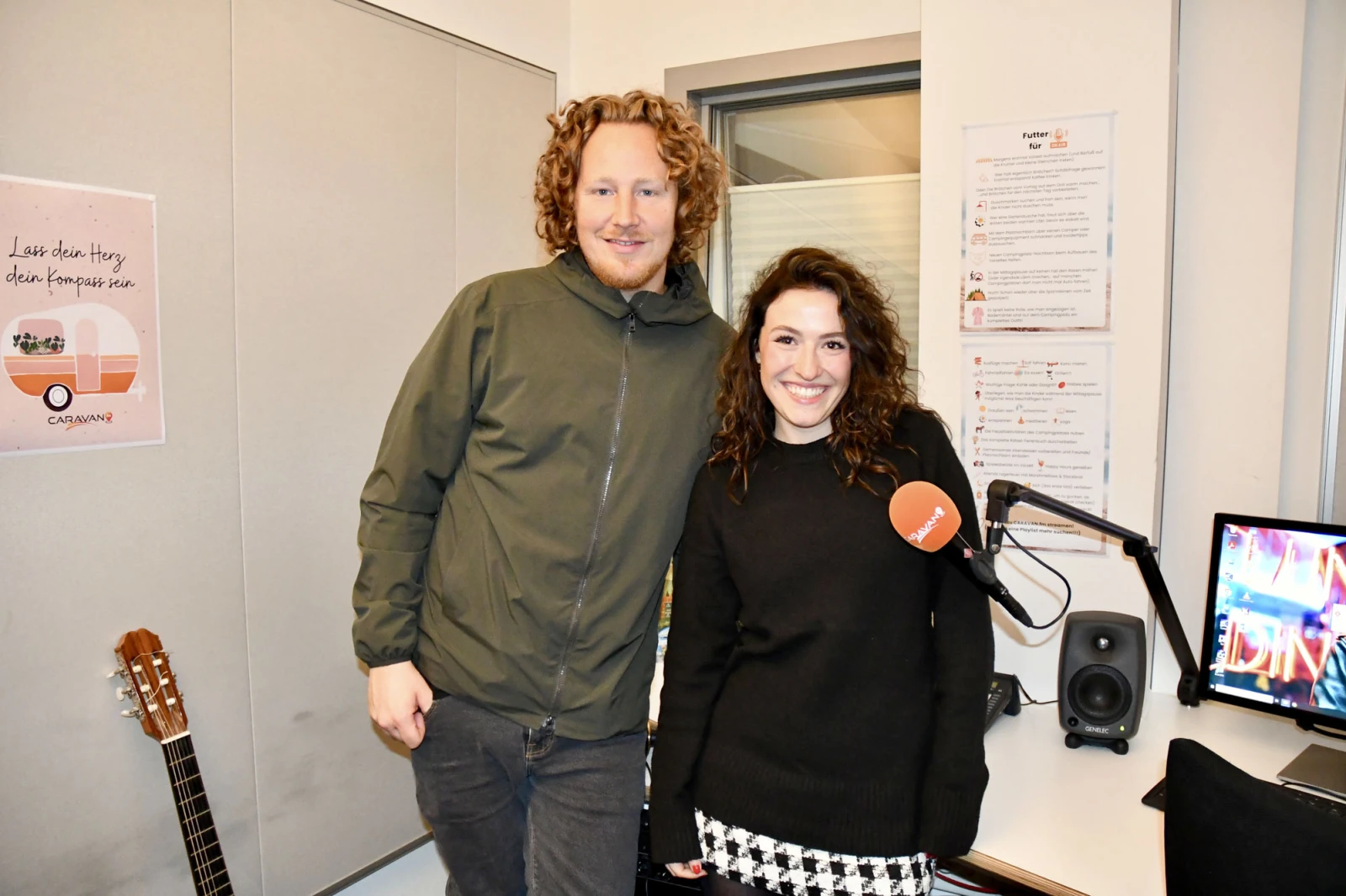 Michael Schulte, Sänger & begeistert Camper, zu Gast bei CARAVAN.fm Moderatorin Selma Pütz , © CARAVAN.fm Michael Schulte, Sänger & begeistert Camper, zu Gast bei CARAVAN.fm Moderatorin Selma Pütz , © CARAVAN.fm