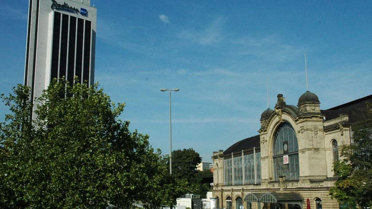 Hamburg’un Dammtor Tren İstasyonu Yeniden Canlanıyor!, © hamburg.de Hamburg’un Dammtor Tren İstasyonu Yeniden Canlanıyor!, © hamburg.de