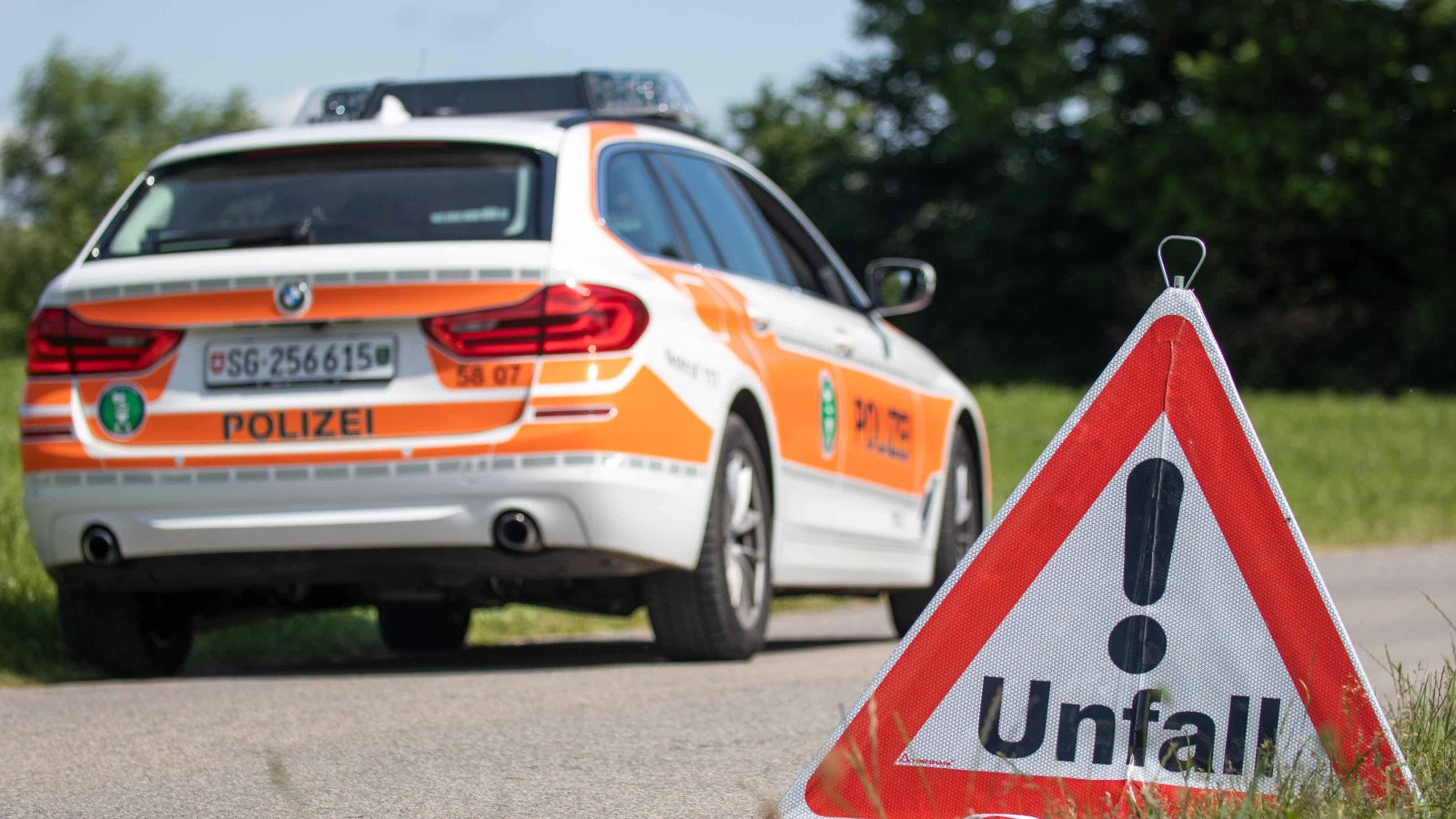 Alkoholisiert mit Auto verunfallt, © Kantonspolizei St. Gallen Alkoholisiert mit Auto verunfallt, © Kantonspolizei St. Gallen