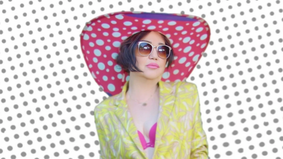 Nazan Öncel'in ‘Of Of’ Bestesi 9 Farklı Dile Çevrildi, © nazanoncel / instagram Nazan Öncel'in ‘Of Of’ Bestesi 9 Farklı Dile Çevrildi, © nazanoncel / instagram