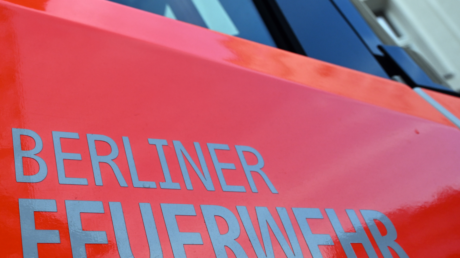 Berlin’de Balkona Atılan Patlayıcı Daireyi Kullanılamaz Hale Getirdi!, © dpa