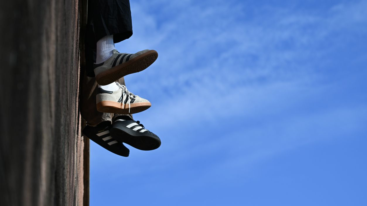 Frankfurt’ta Dram: Adam İki Kez Main Nehrine Atladı!, © Arne Dedert/dpa