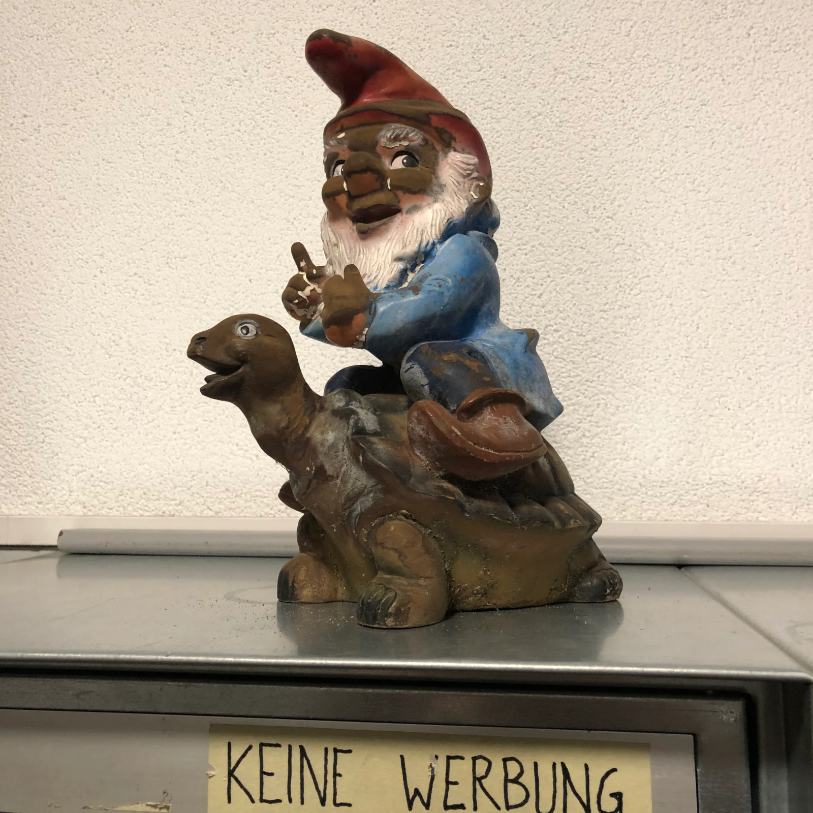 Wem gehört dieser Gartenzwerg?, © Basilisk Wem gehört dieser Gartenzwerg?, © Basilisk