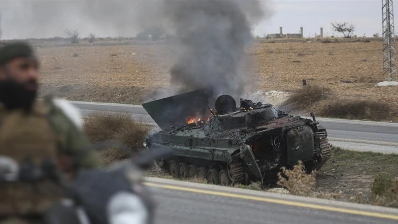 Rebellen verkünden Regierungssturz in Syrien, © Keystone Ghaith Alsayed Rebellen verkünden Regierungssturz in Syrien, © Keystone Ghaith Alsayed