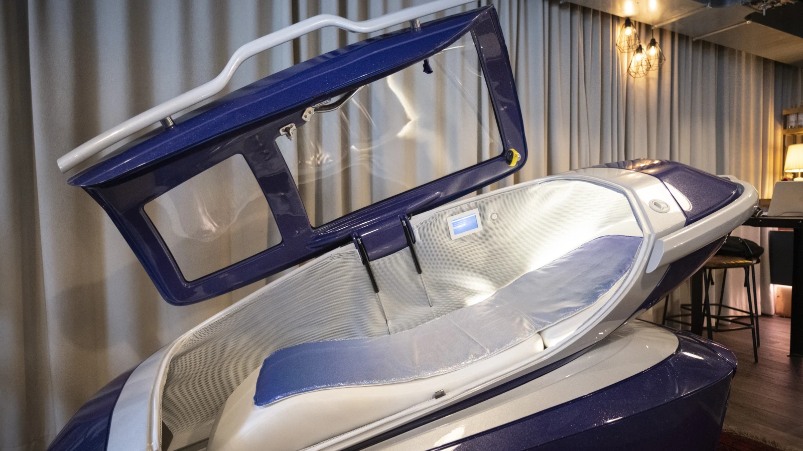 Einsatz von Suizidkapsel in der Schweiz, © Keystone / Ennio Leanza Einsatz von Suizidkapsel in der Schweiz, © Keystone / Ennio Leanza