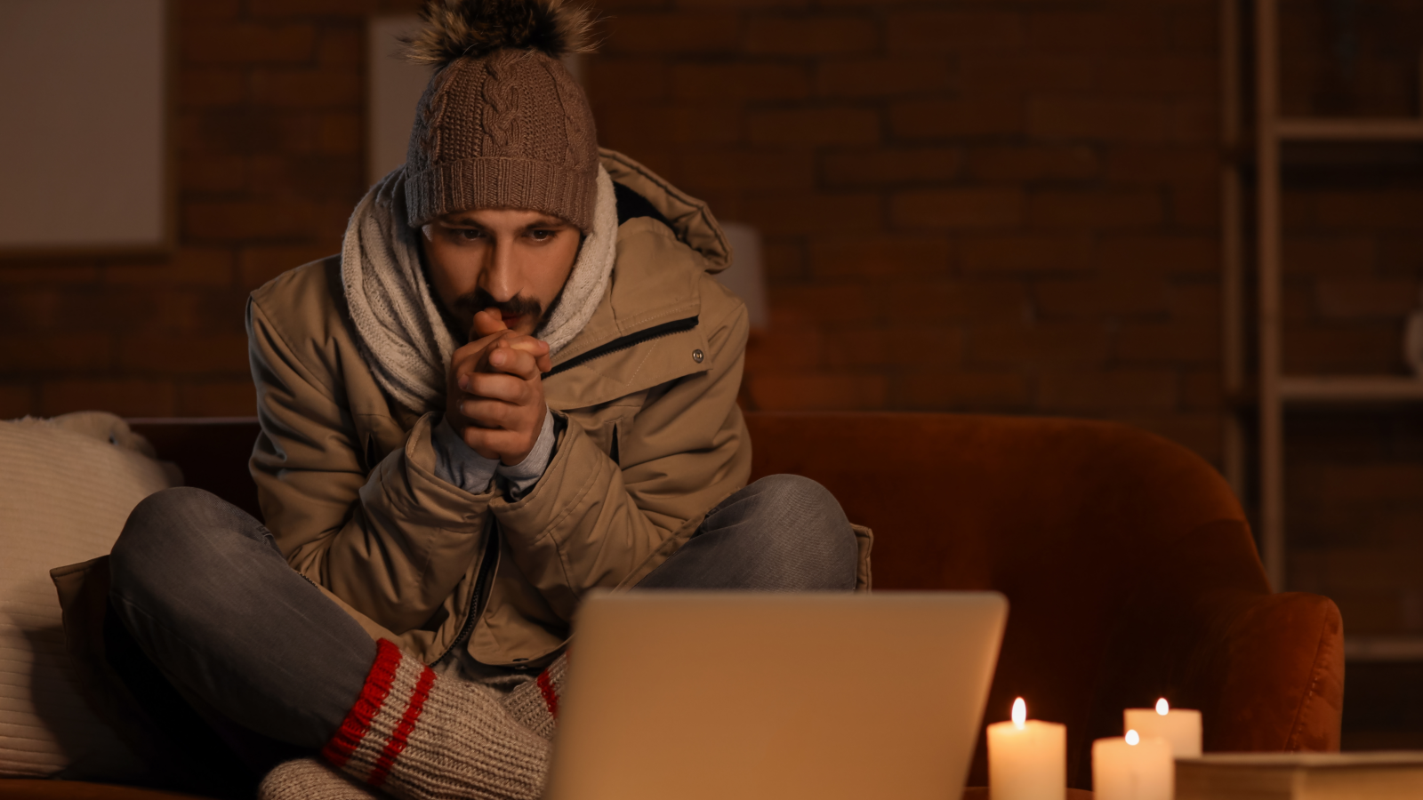 Elektrik kesintisine hazırlık rehberi: Blackout sırasında hayat kurtaran cihazlar, © shutterstock