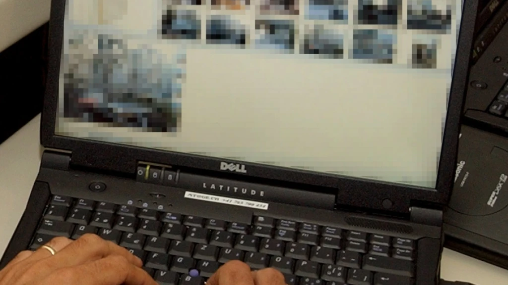 Darknet Kinderpornografie Festnahme Aargau Bremgarten, © Symbolbild Keystone-SDA Darknet Kinderpornografie Festnahme Aargau Bremgarten, © Symbolbild Keystone-SDA