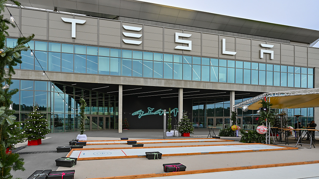 Tesla unterbricht Produktion in Deutschland wegen Huthi-Angriffen, © Keystone / SDA / Archivbild