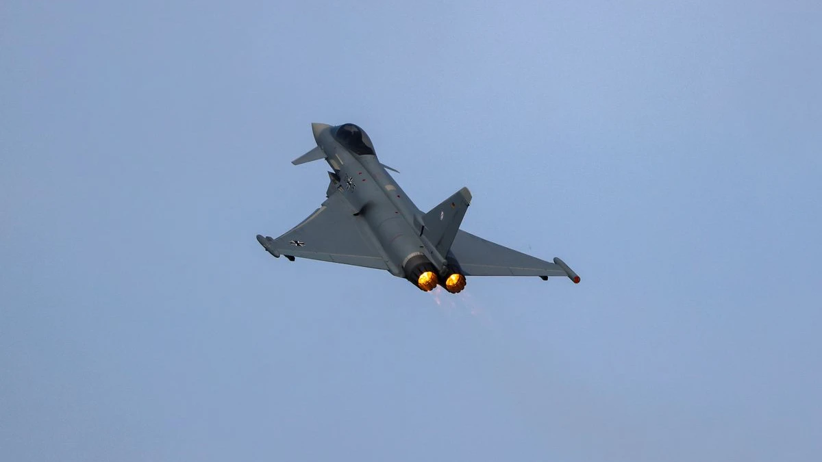 Eurofighter tatbikatı Bremen’de başlıyor!, © Christoph Reichwein/dpa Eurofighter tatbikatı Bremen’de başlıyor!, © Christoph Reichwein/dpa