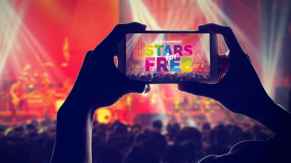 Stars for Free, © Shutterstock Stars for Free, © Shutterstock