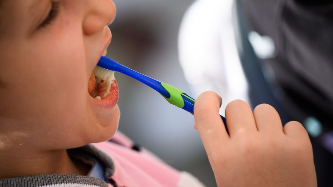 ÖKO-TEST Uyarıyor: 48 Diş Macunu İncelendi, 17’si “Kullanılamaz” Sınıfında!, © Bernd von Jutrczenka/dpa