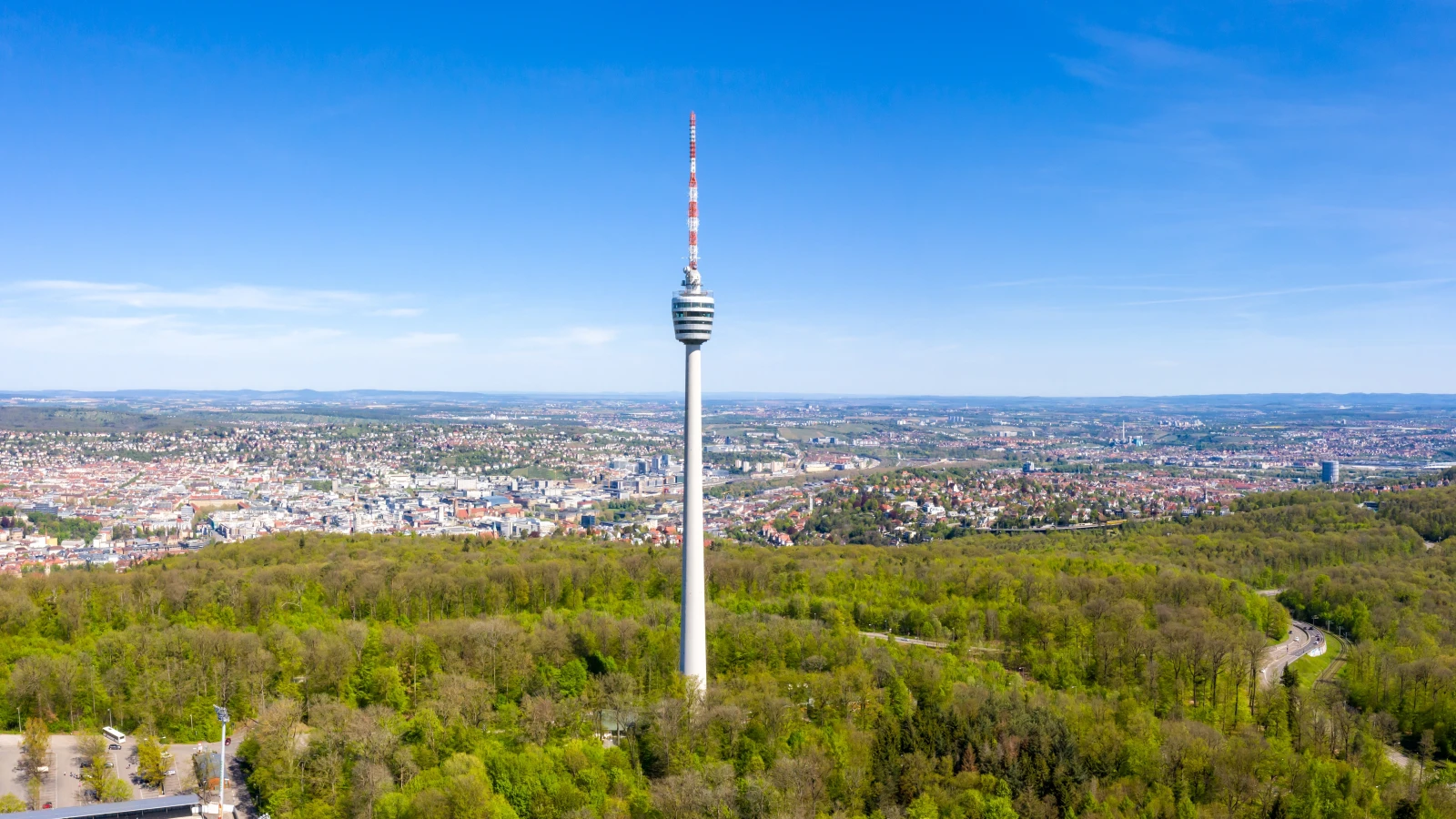 Stuttgart Televizyon Kulesi'nde Restorasyon Başlıyor, © shutterstock Stuttgart Televizyon Kulesi'nde Restorasyon Başlıyor, © shutterstock