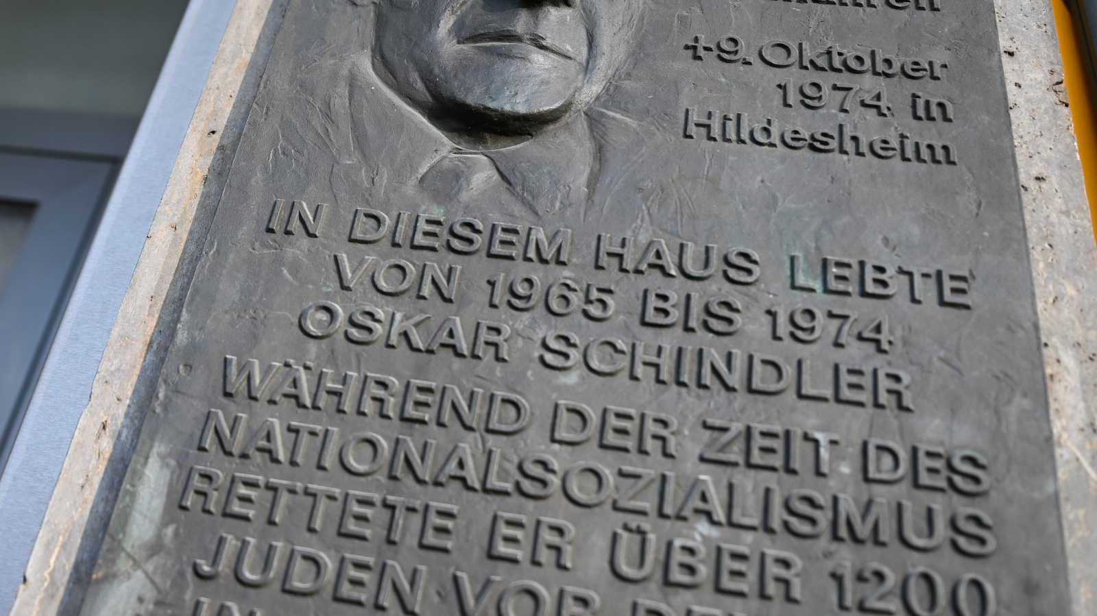 Frankfurt Ana Garı Önü Artık Emilie ve Oskar Schindler’in İsmini Taşıyor!, © Arne Dedert/dpa