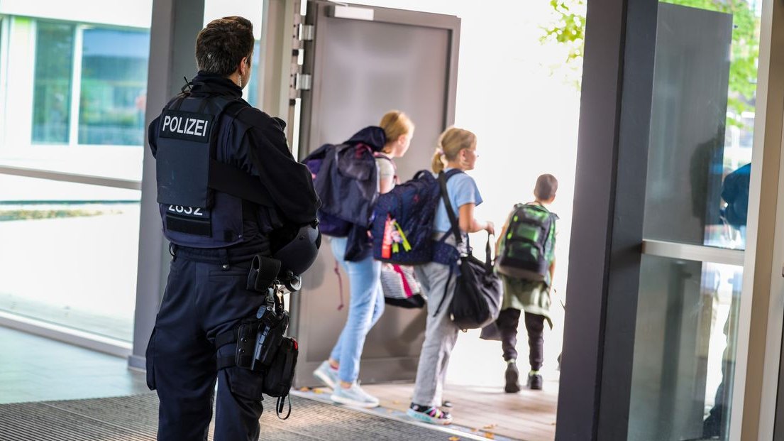 Gazdan 30 Öğrenci ve Öğretmen Yaralandı!, © Christoph Reichwein/dpa