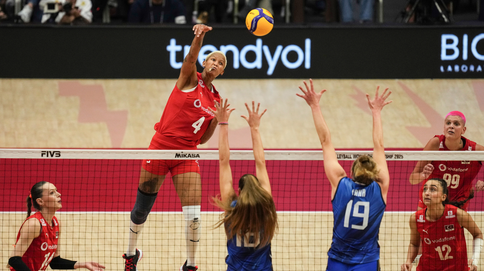 Filenin Sultanları Dünya İkincisi!, © dpa