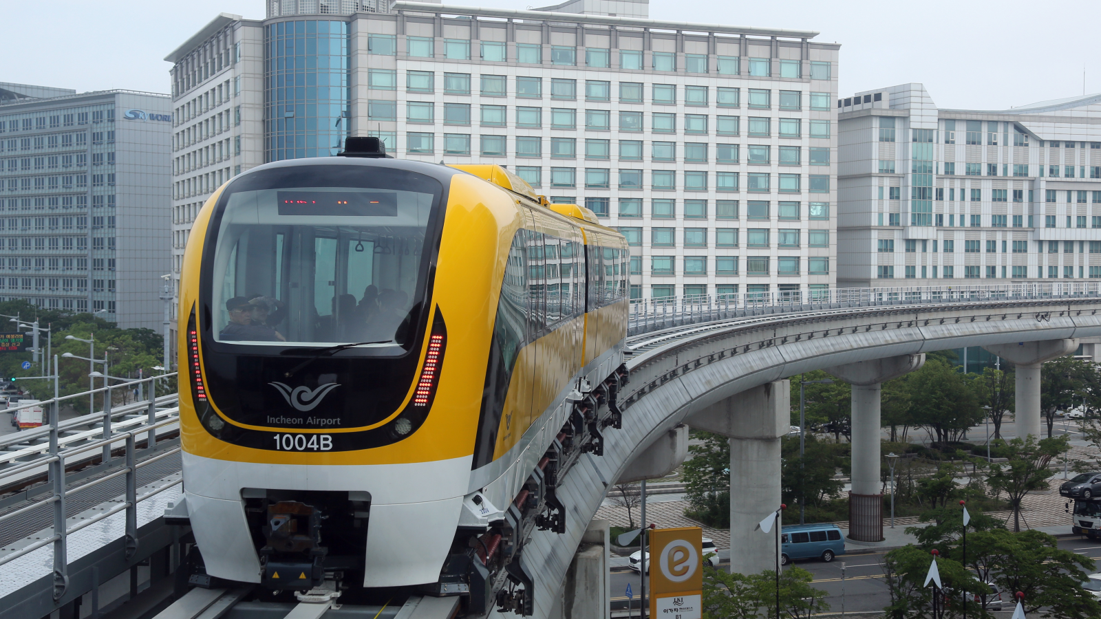 Berlin'de Magnetschwebebahn Projesi Hakkında Tartışmalar Sürüyor!, © shutterstock