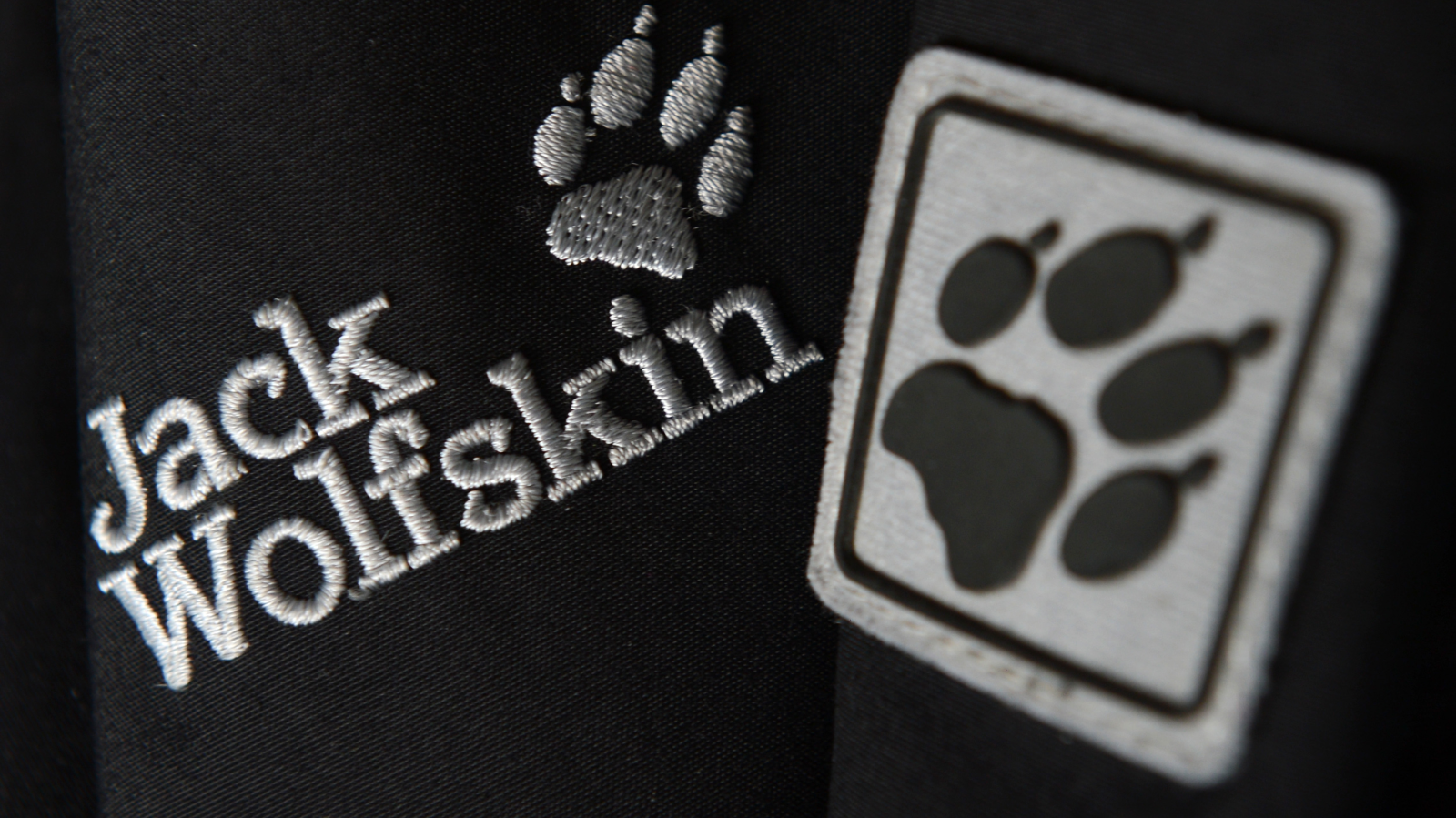 Jack Wolfskin Artık Çinli: Ünlü Alman Outdoor Markası Satıldı!, © Arne Dedert/dpa