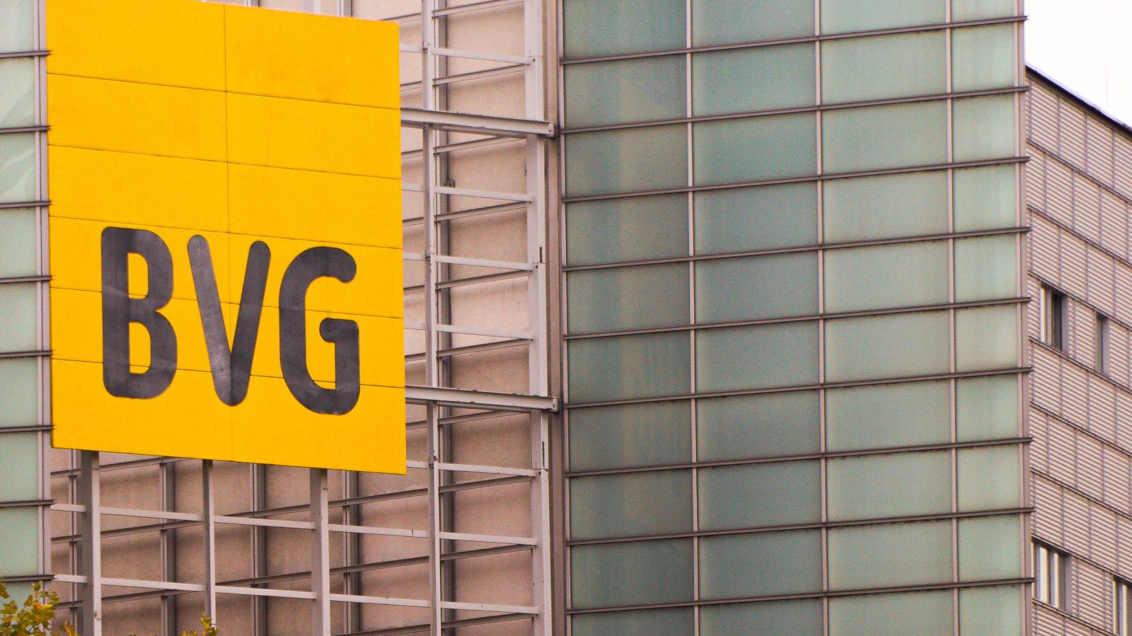 Berlin’de Bu Sefer Trafik Tam Tıkanacak! BVG’de Uyarı Grevi Bu Cuma Günü , © detait