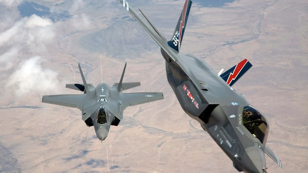 F-35 Parçaları NRW’de Üretilecek, © Tom Reynolds/LOCKHEED MARTIN AERONAUTICS/EPA/dpa F-35 Parçaları NRW’de Üretilecek, © Tom Reynolds/LOCKHEED MARTIN AERONAUTICS/EPA/dpa