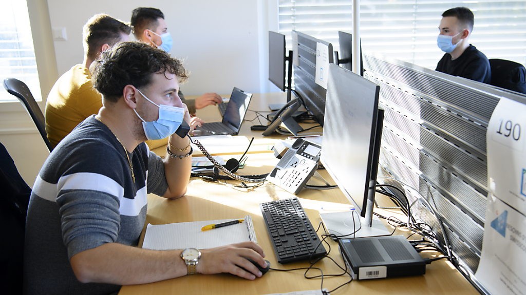 Contact Tracing alleine reicht laut Studie nicht gegen Corona, © Keystone/SDA