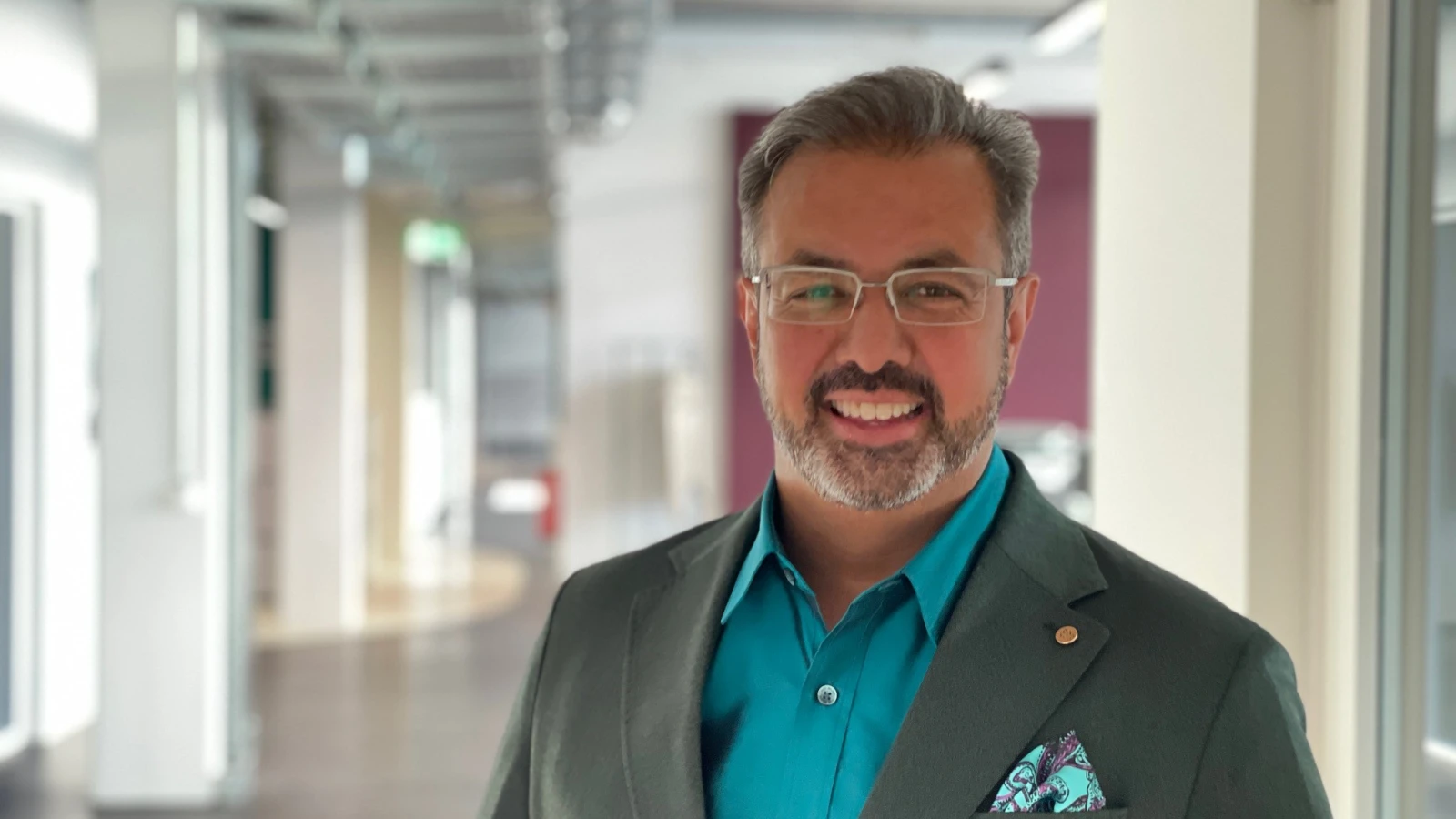 Schweizer Wahlbeobachter wird Einreise in Aserbaidschan verweigert, © nikgugger.ch Schweizer Wahlbeobachter wird Einreise in Aserbaidschan verweigert, © nikgugger.ch