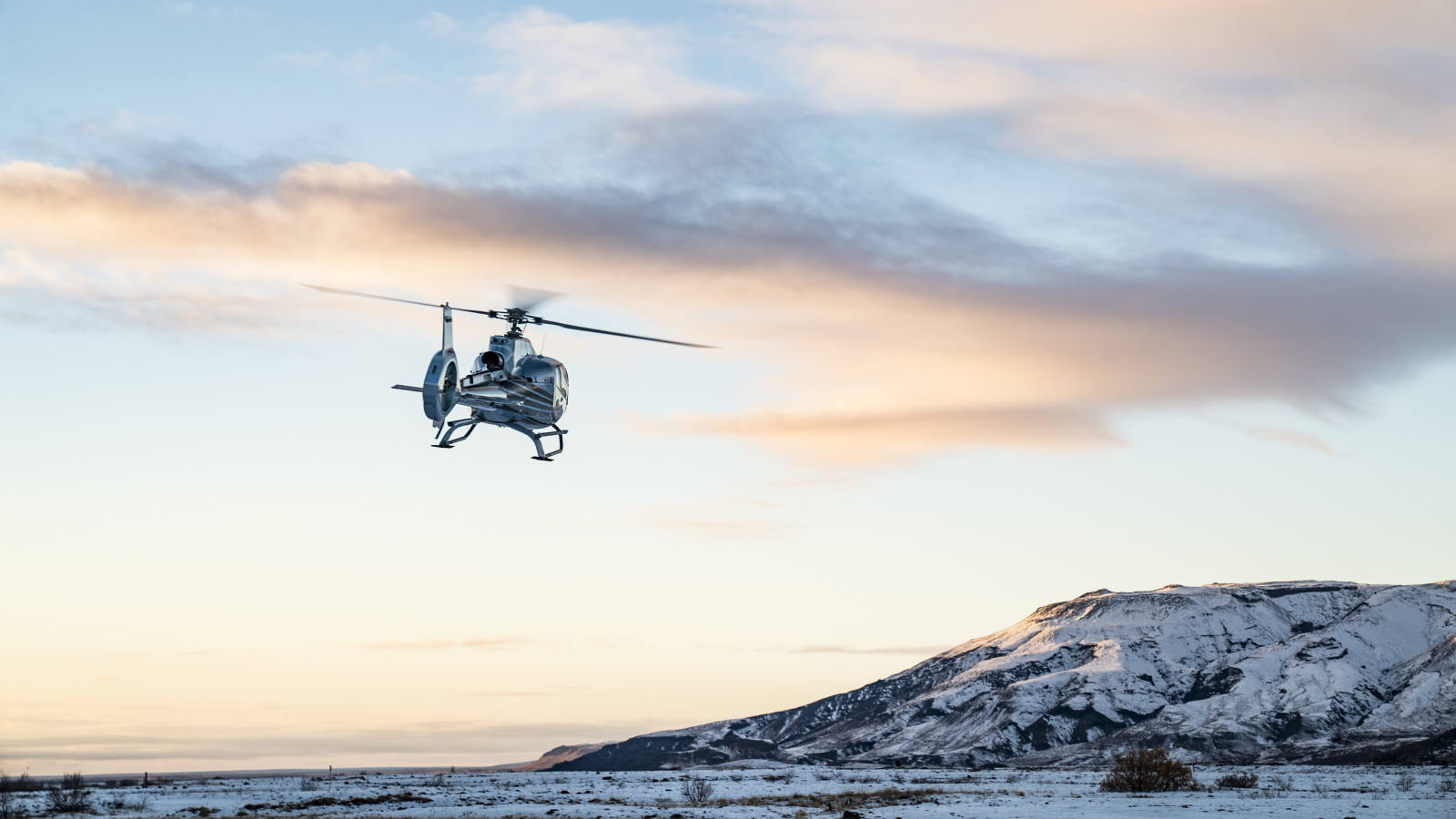 Israel hat nichts mit Hubschrauberabsturz zu tun, © r3dmax/Freepik